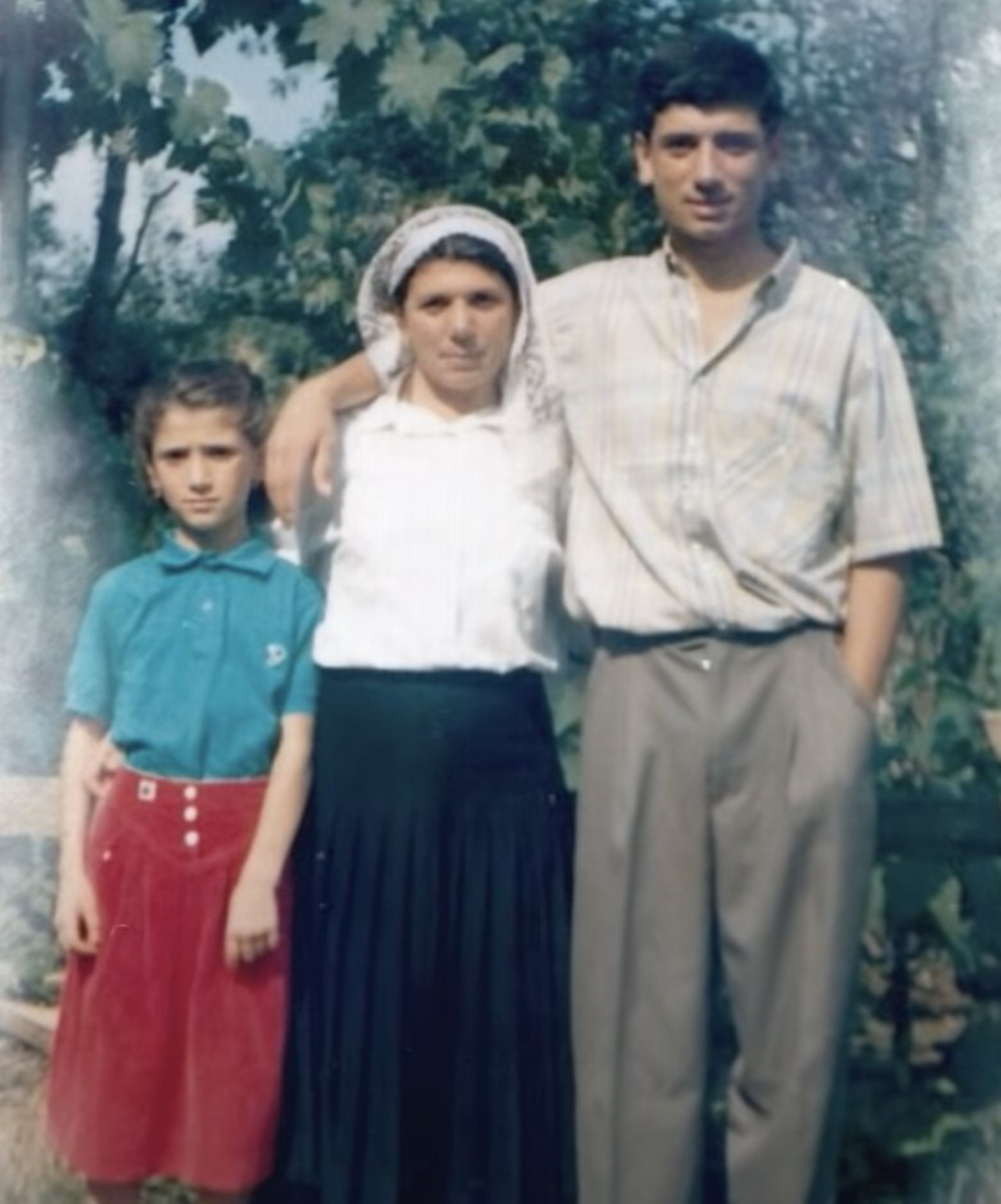 Bu kareler daha önce hiç görülmedi: İmamoğlu’nun gençlik ve çocukluk fotoğrafları ortaya çıktı