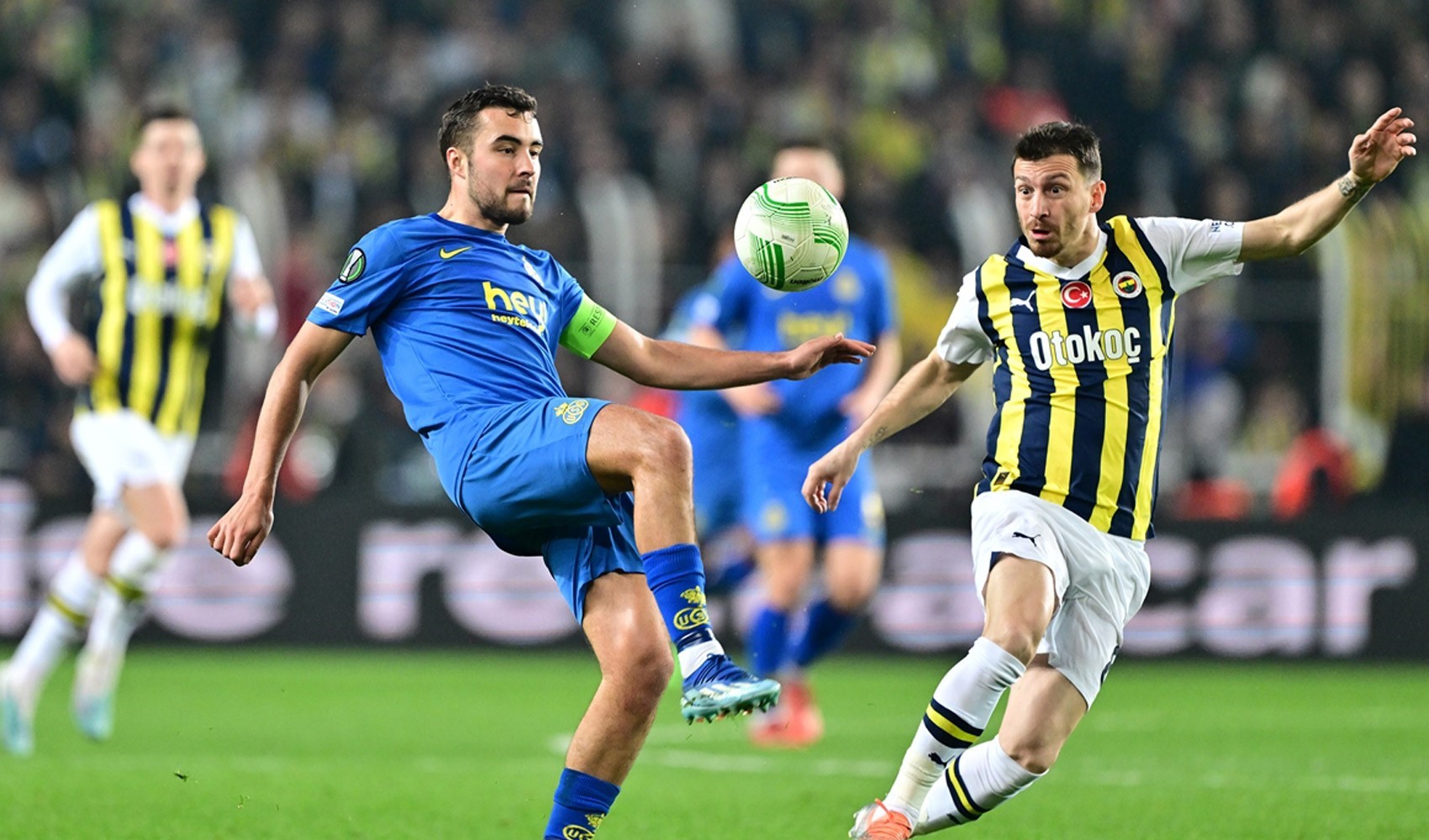 Fenerbahçe, Konferans Ligi'nde çeyrek finale yükseldi