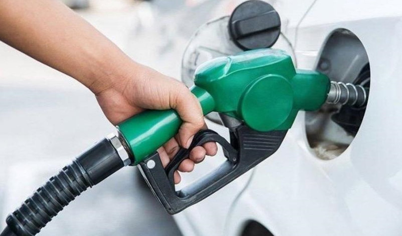 Araç sahipleri dikkat: Benzin ve motorine zam geldi (15 Mart 2024 güncel akaryakıt fiyatları)