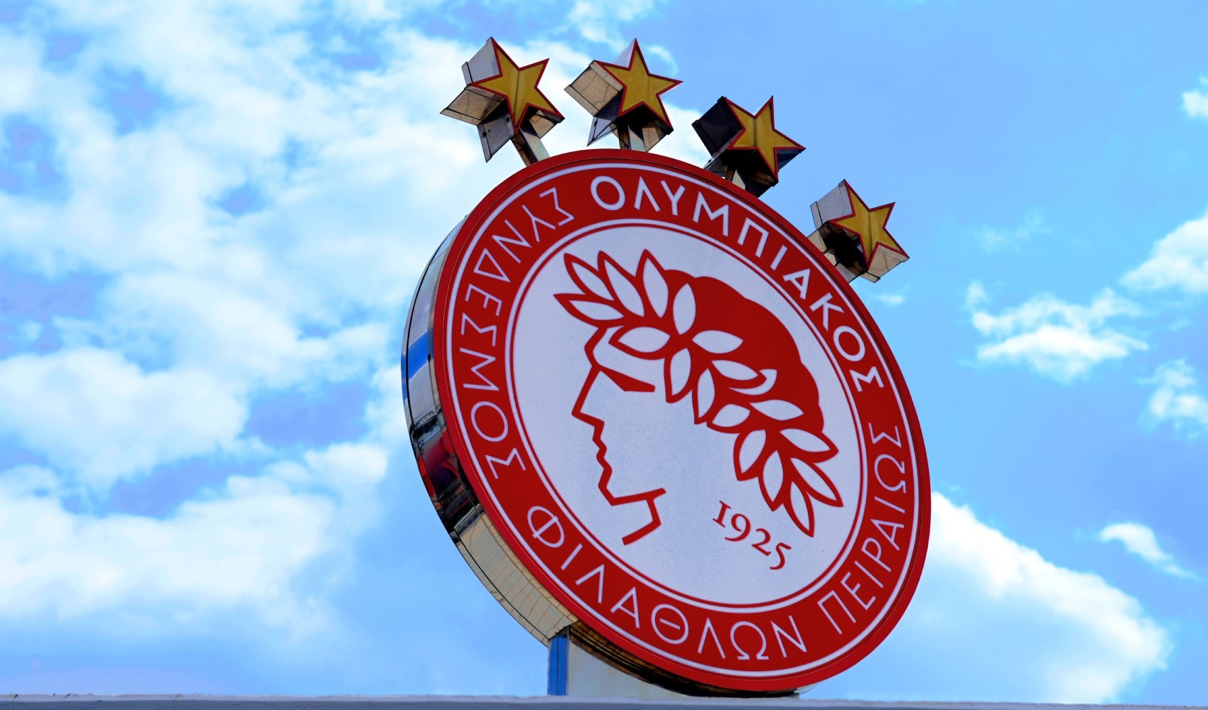Olympiakos'un PAOK ile oynayacağı maç ertelendi!