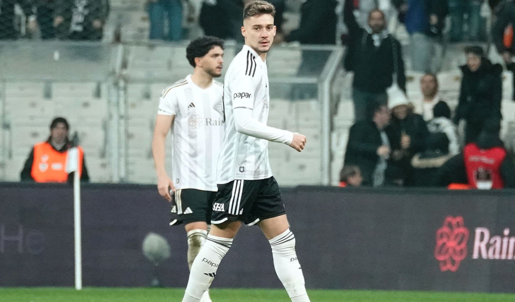 Ernest Muçi’den Beşiktaş formasıyla 2.gol!