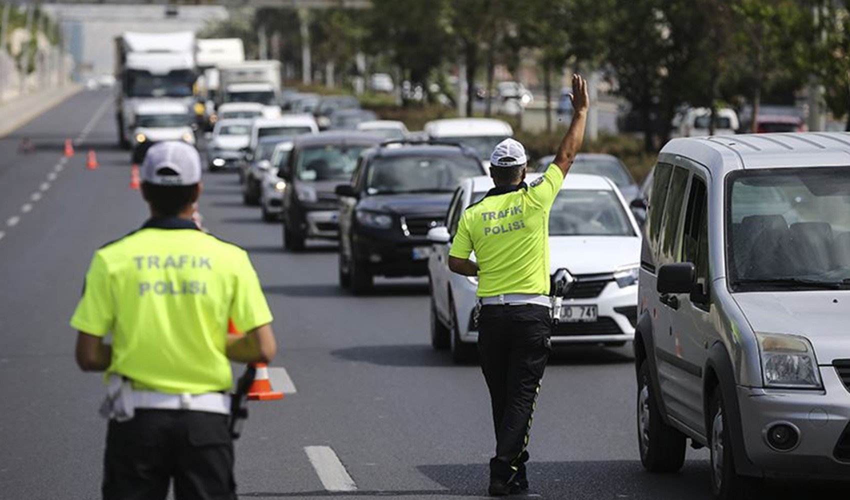 Sürücüler dikkat: Bugün Ankara'da bazı yollar trafiğe kapalı olacak