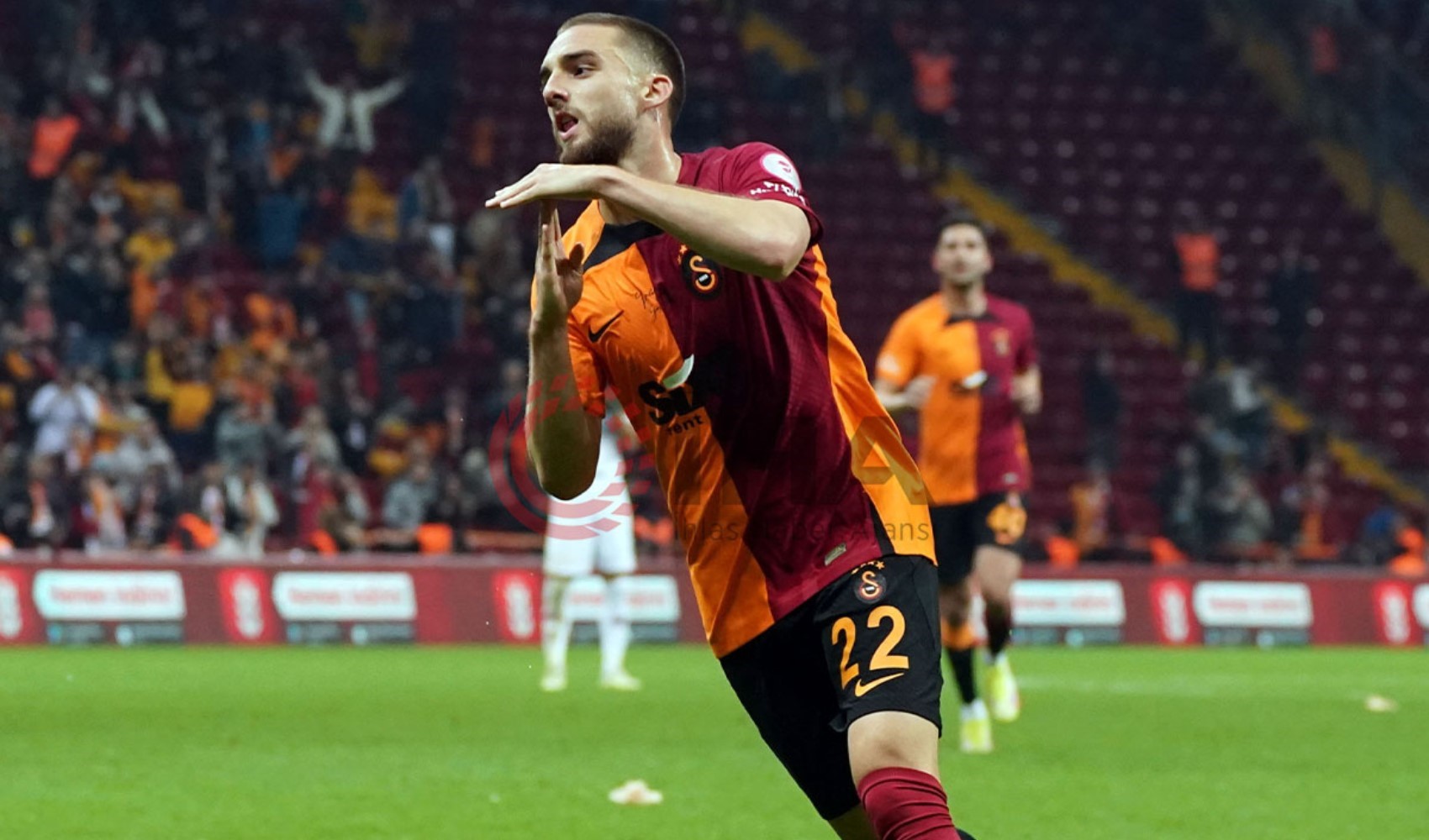 Berkan Kutlu, Galatasaray kariyerinde dalyasını yaptı