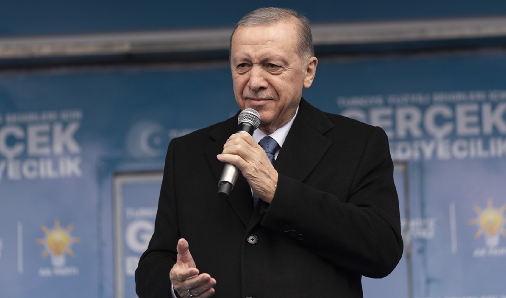 Erdoğan Ankara'da düzenlenen iftar programında askerlerle konuştu:  'Hain emelleri kursaklarda bırakmaktan başka çaremiz yoktur'
