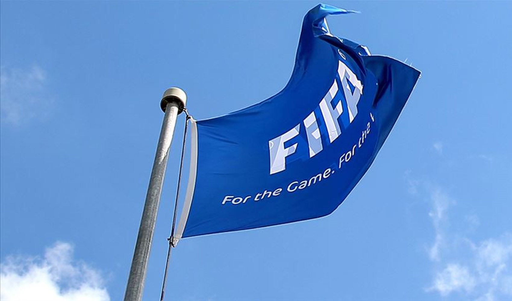 FIFA'dan 2 milyar doları aşan yatırım