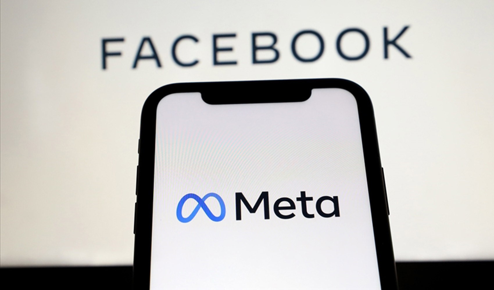 Meta, Instagram ve Facebook için abonelik fiyatlarını düşürüyor