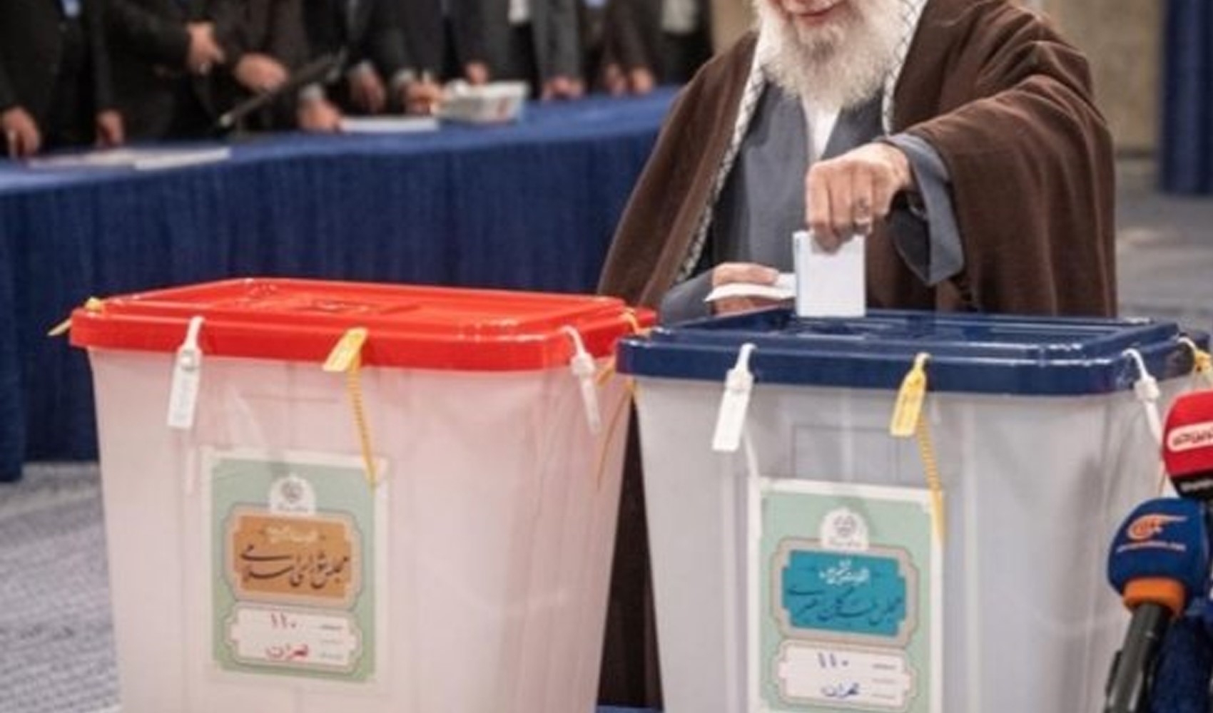 İran’da seçime katılım oranı tarihin en düşük seviyesini gördü