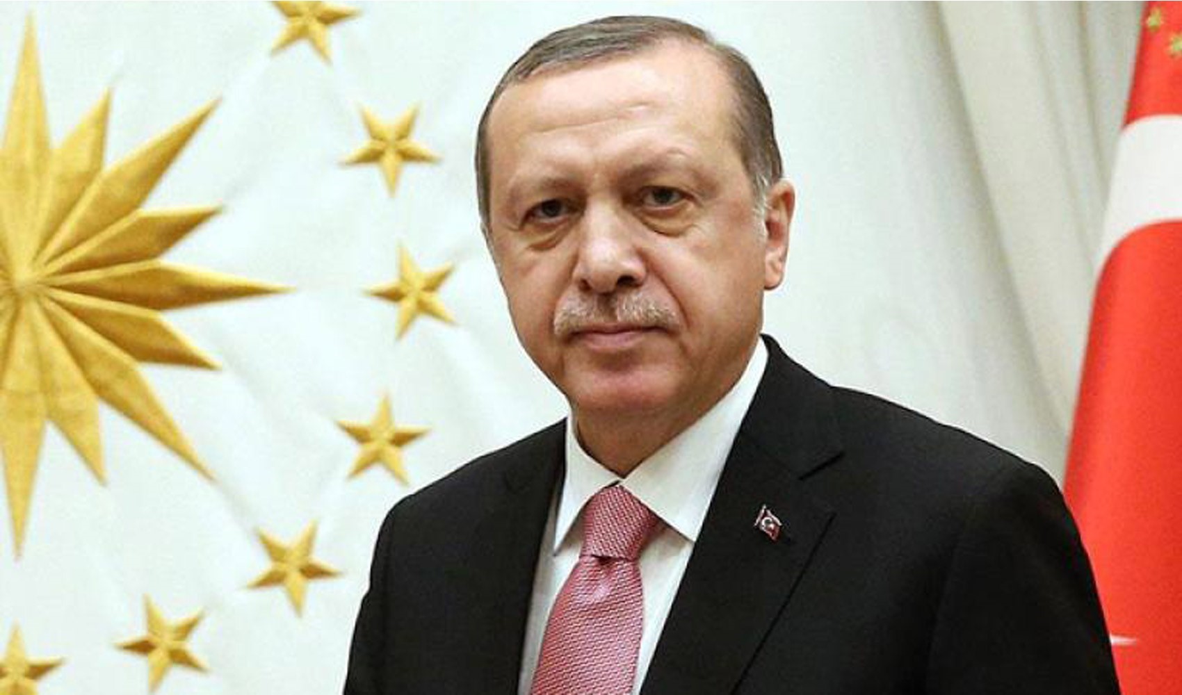 'Erdoğan ölene kadar koltuktan kalkmamanın hesabı içindedir'
