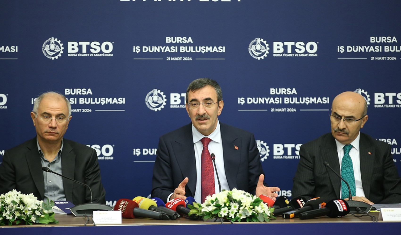 Dichiarazioni sull'inflazione dal Vicepresidente Cevdet Yılmaz