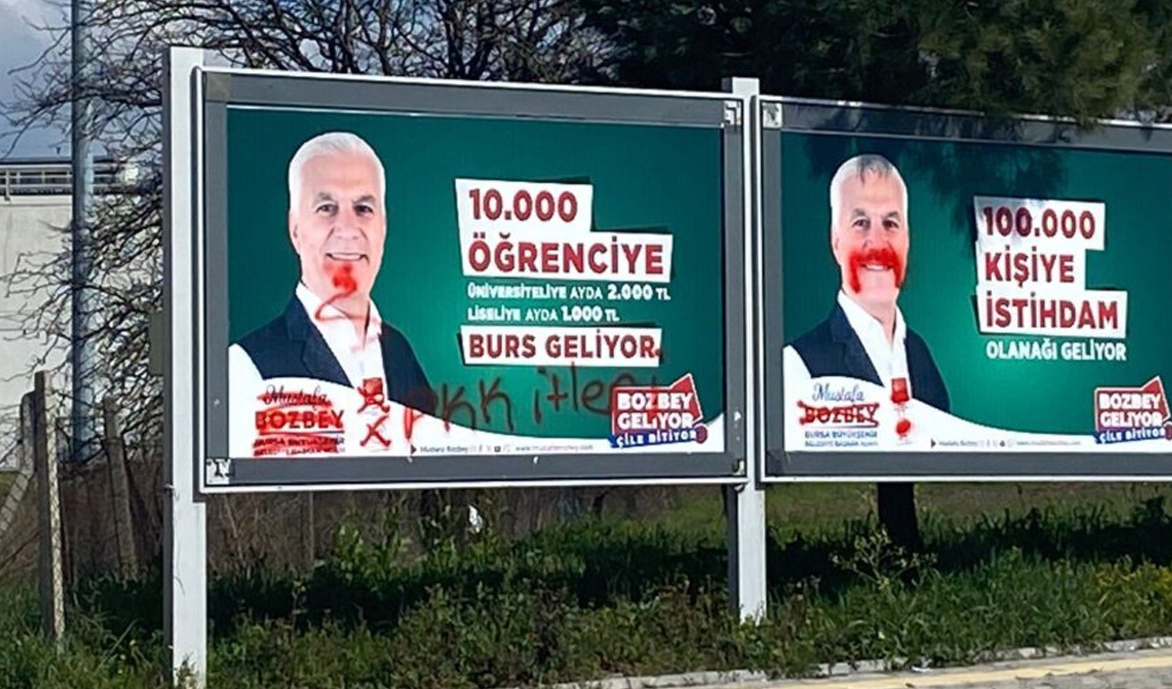 CHP'nin seçim afişlerinin üzerine tepki toplayan ifadeler yazıldı