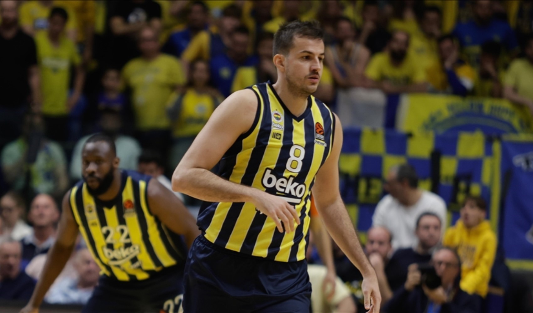 Eski Fenerbahçeli Nemanja Bjelica basketbolu bıraktı!