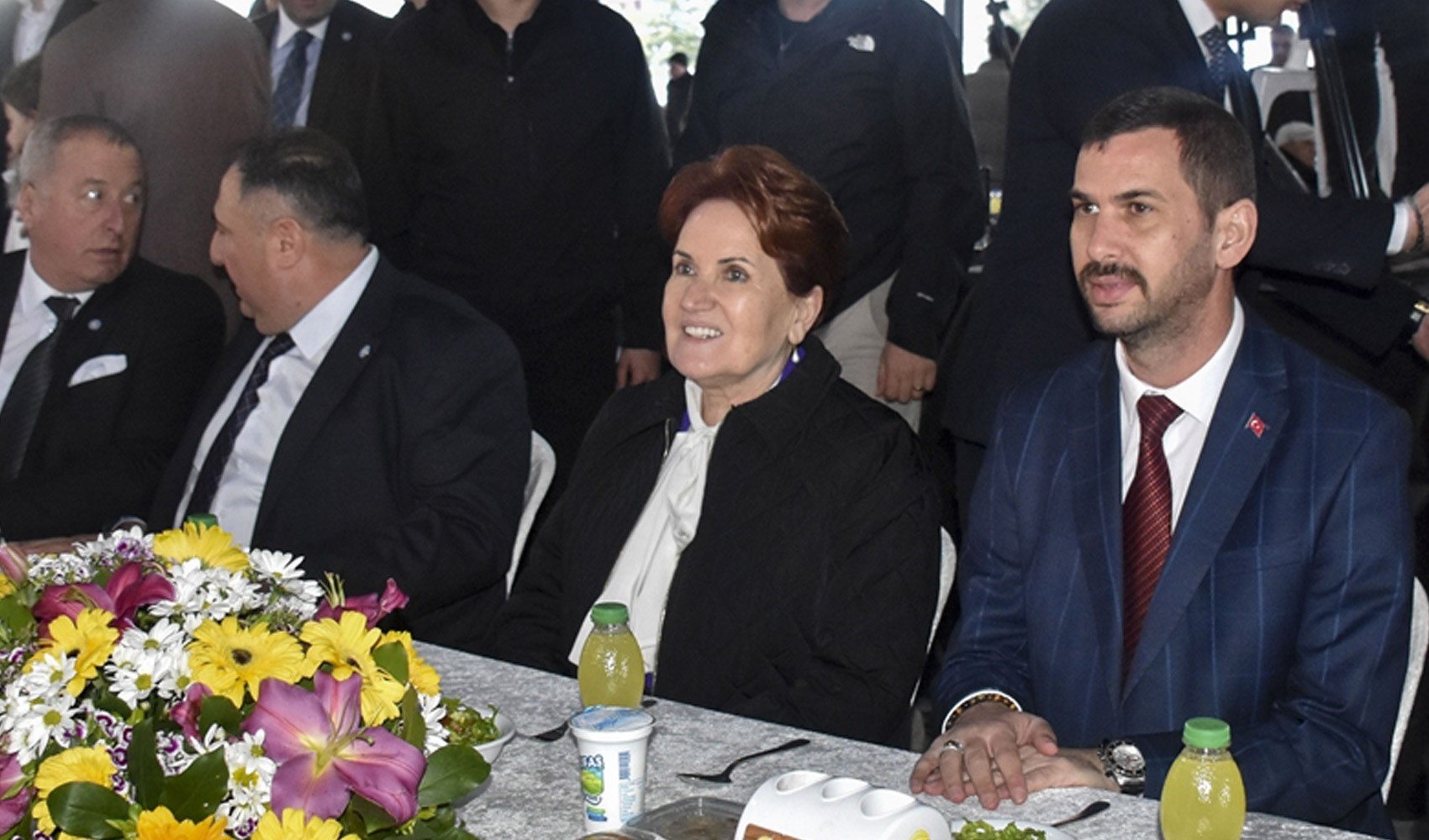 Akşener: Il lupo supera l'inverno ma non dimentica il gelo subito, e io non dimenticherò