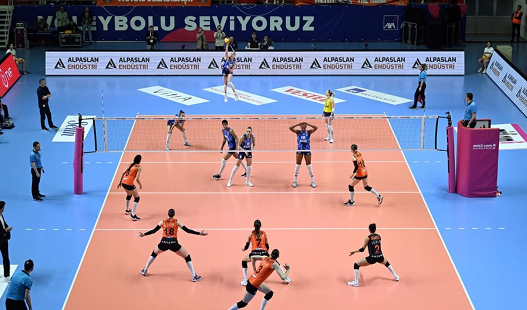 Kupa Voley'de dev final! Fenerbahçe Opet - Eczacıbaşı Dynavit
