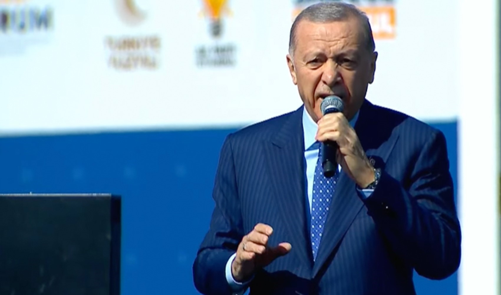AKP'nin İstanbul mitingine kaç kişi katıldı? Erdoğan sitem ederek net rakamı açıkladı