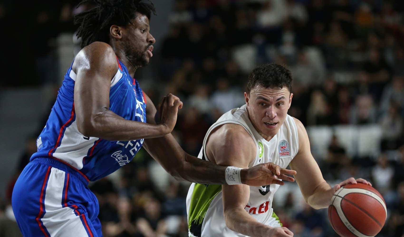 L'Anadolu Efes supera il Manisa Büyükşehir Belediyesi per 81-76!