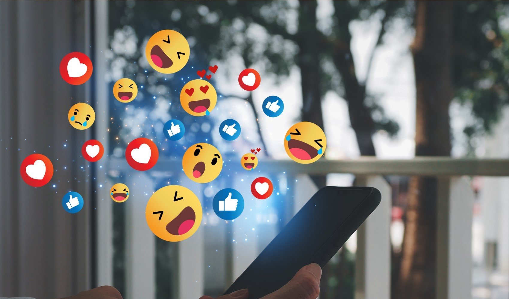 Sosyal medyayı eğlenceli kılan paylaşımlar potansiyel bir risk kaynağı