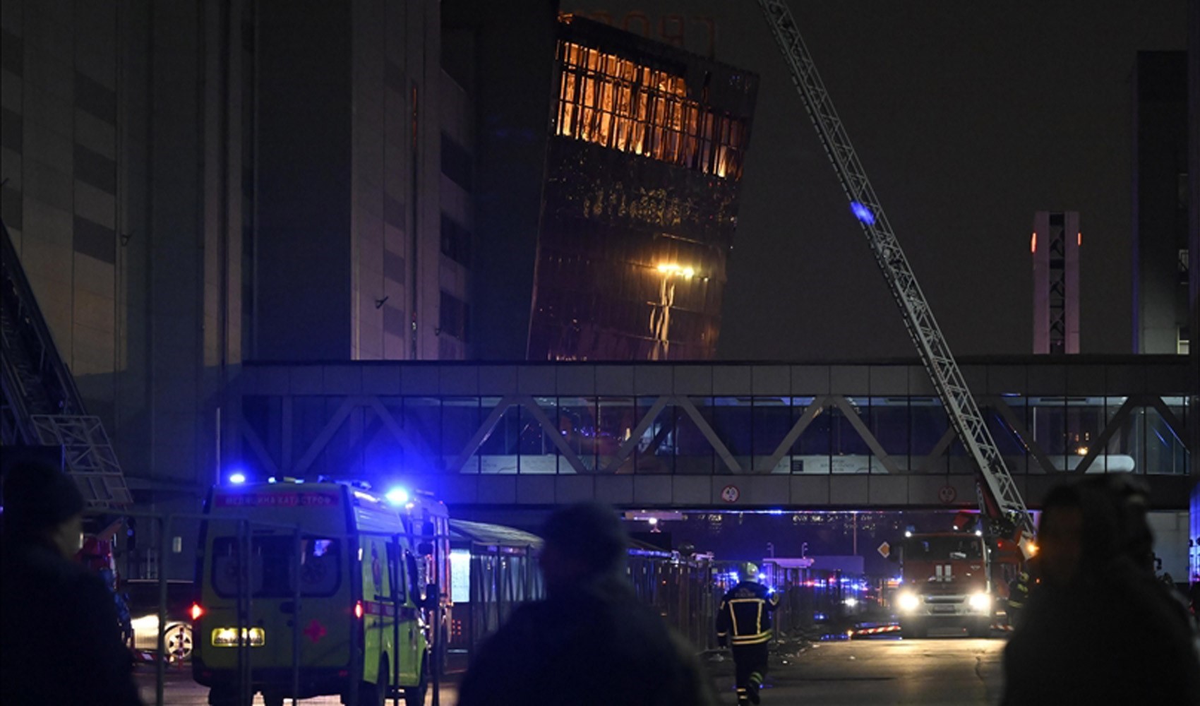 Sale a 139 il bilancio delle vittime dell'attacco terroristico in Russia