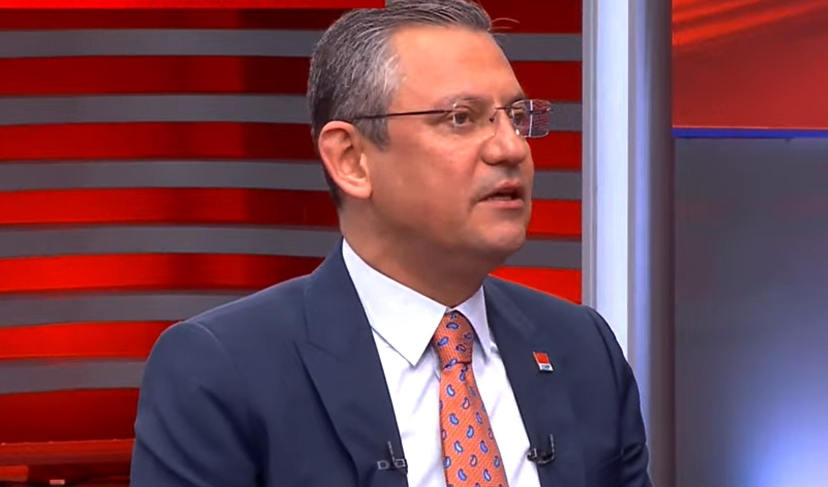 Özgür Özel'den oy oranı çıkışı: İstanbul'da geçen seçimdeki farkın üzerine çıkacağız