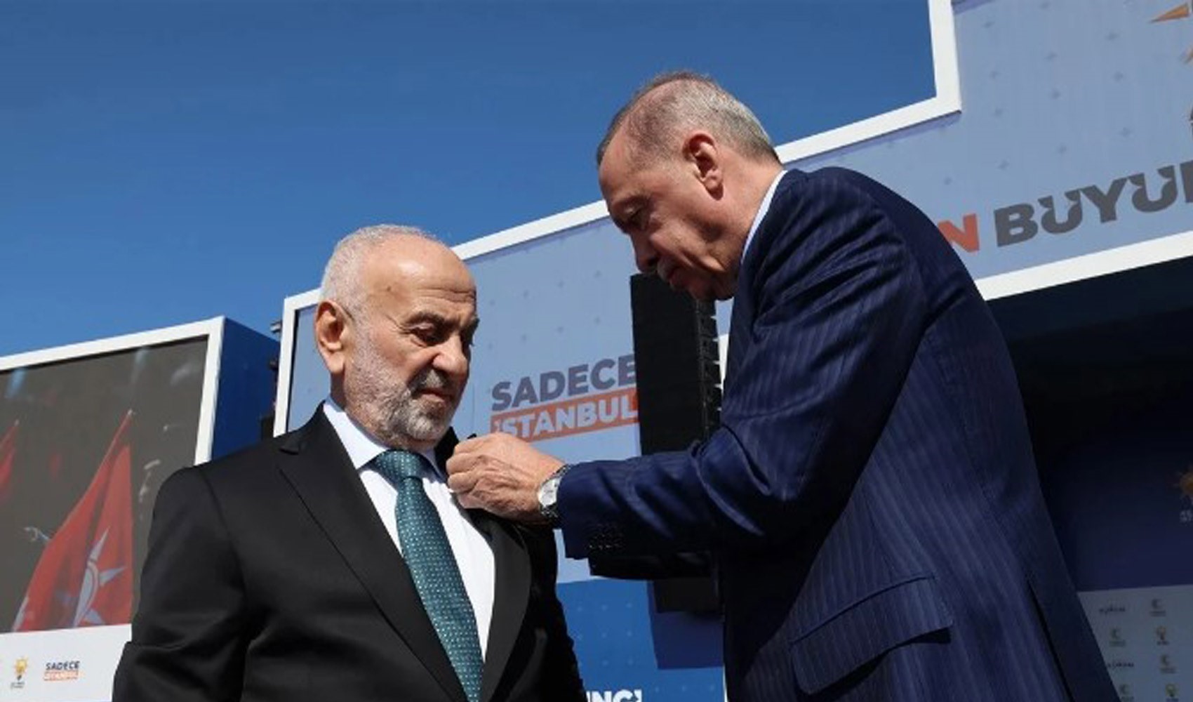 Pamukçu, dimessosi dallo YRP: 