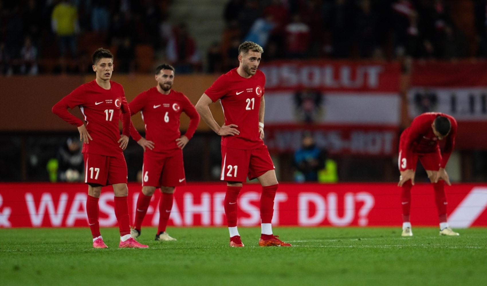 Spor yazarları Avusturya-Türkiye maçını değerlendirdi: Yıpratıcı mağlubiyet!