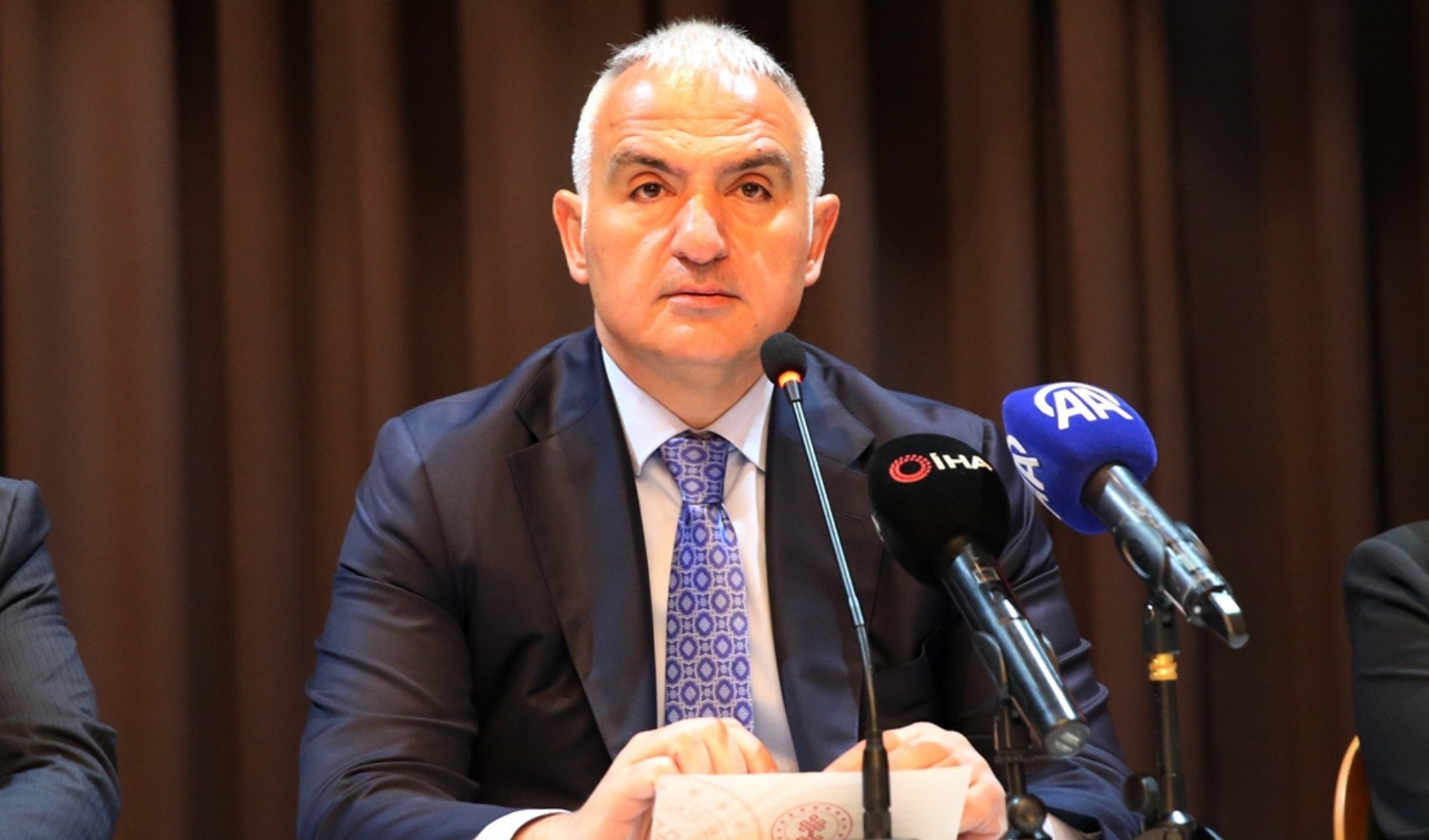 Bakan Mehmet Nuri Ersoy: 'Tiyatronun önemini vurgulamak için çalışıyoruz'