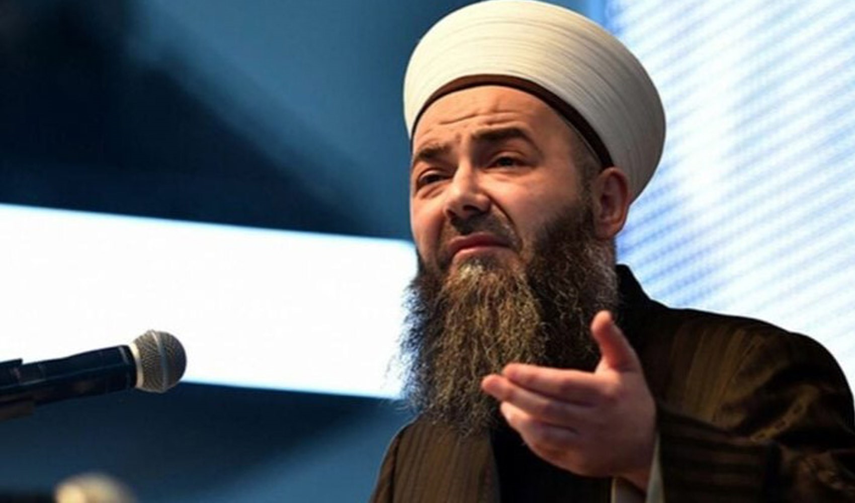 Accuse pesanti punto per punto della Comunità İsmailağa contro Cübbeli Ahmet Hoca: 'Interrotti i rapporti con la confraternita'