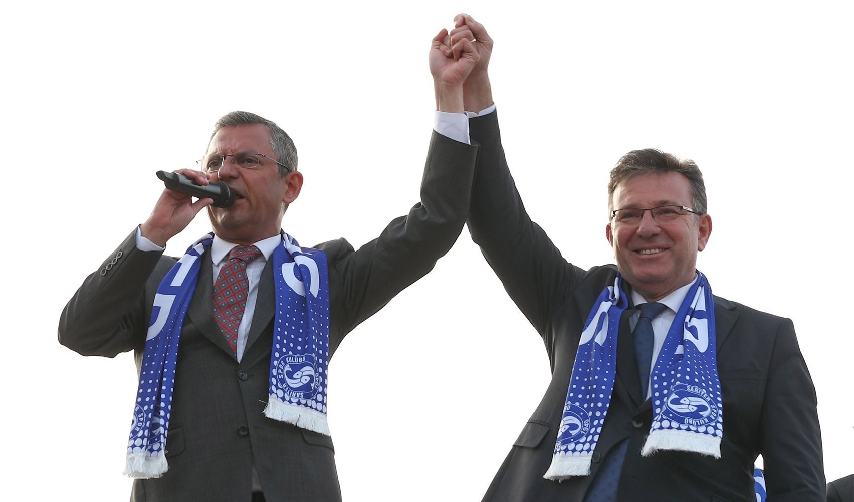 Özgür Özel lancia un appello al candidato indipendente: 'Ritirati'