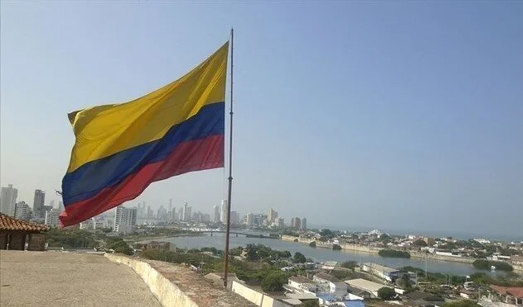 Kolombiya ve Arjantin arasında kriz! Tüm diplomatları sınır dışı edecekler