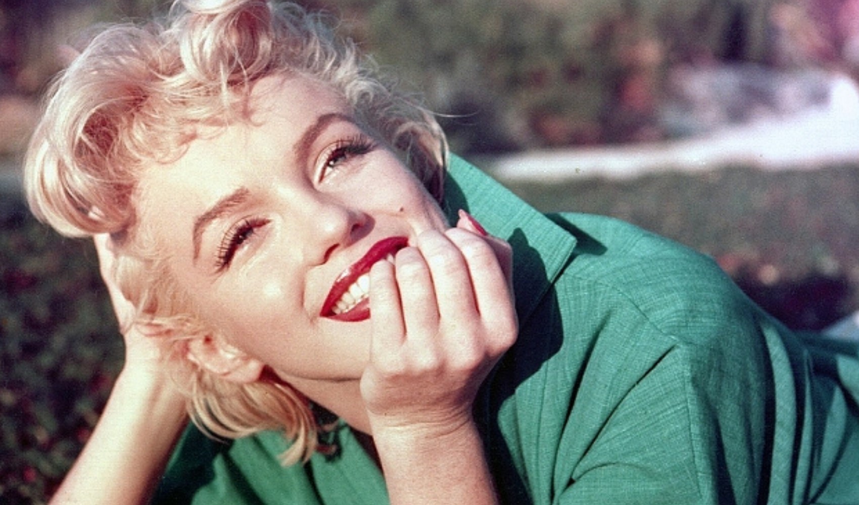 Marilyn Monroe'nun mezarının yanındaki boş alan açık artırmaya çıkıyor