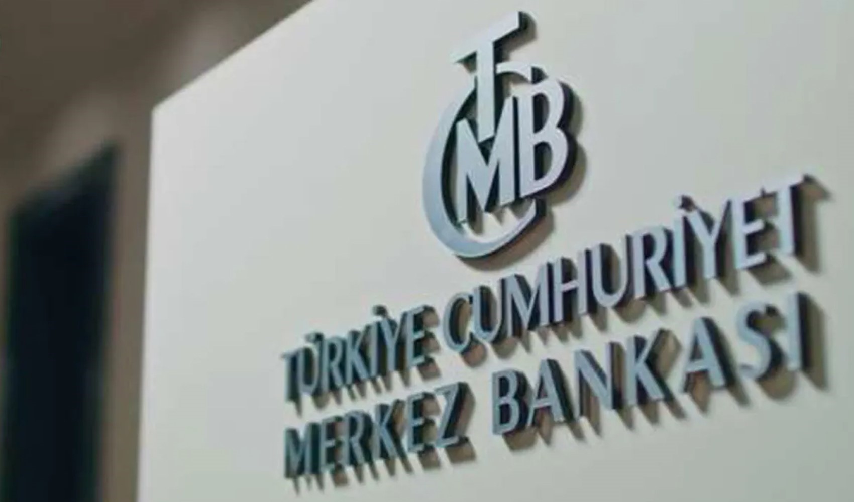 Merkez Bankası rezervlerinde düşüş sürüyor