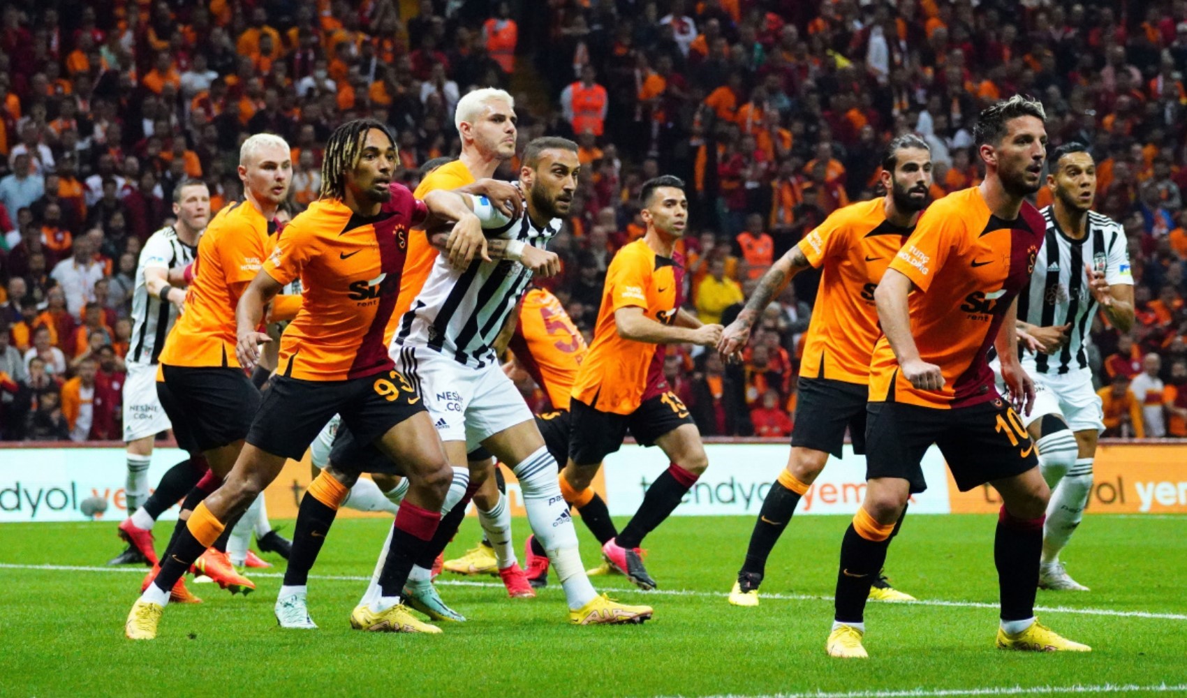Rese note le formazioni ufficiali del derby Beşiktaş-Galatasaray!