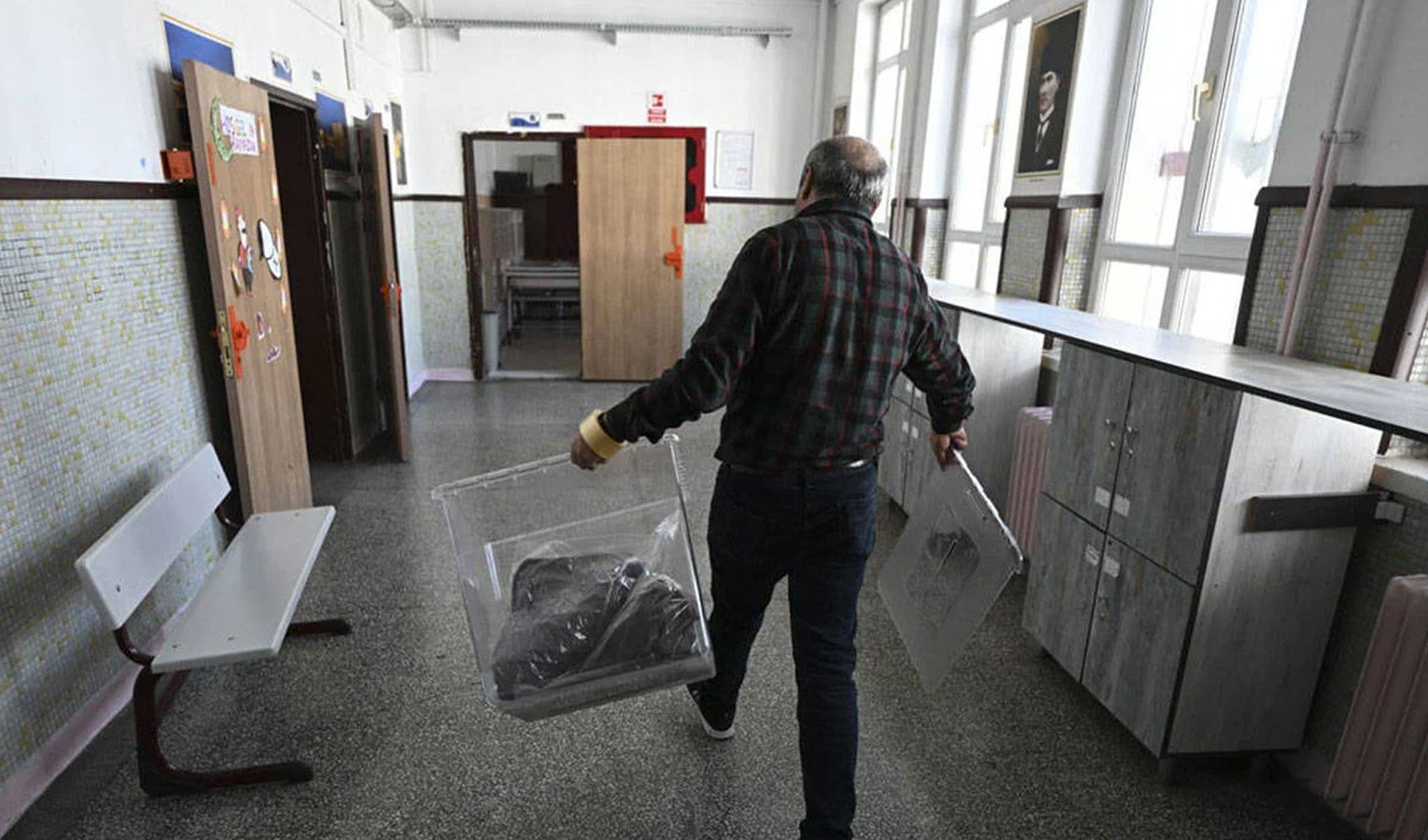 İstanbul'daki bir okulda seçmen sayısı 359 ilçeyi geride bıraktı