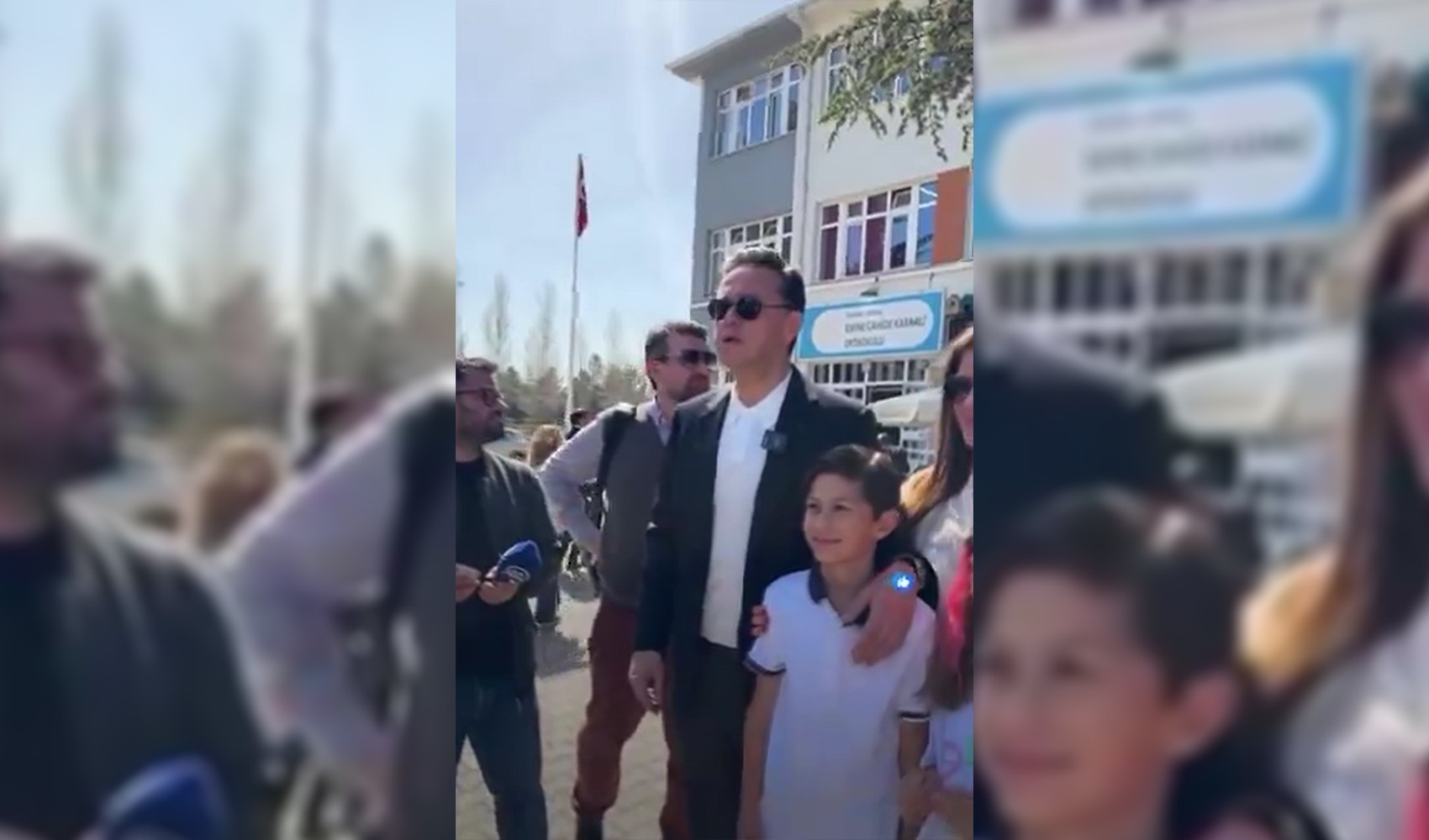 AKP'nin Eskişehir Büyükşehir Belediye Başkan adayı Nebi Hatipoğlu gazetecilerle tartıştı: 'Ne çekiyorsun oğlum?'