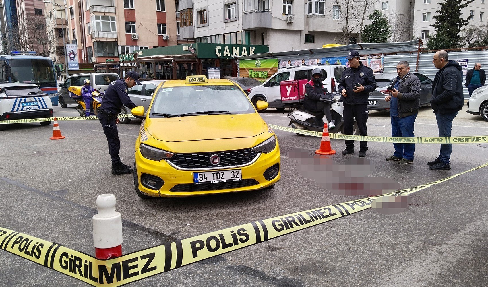 Taksiciye saldırı bu kez Kadıköy'de