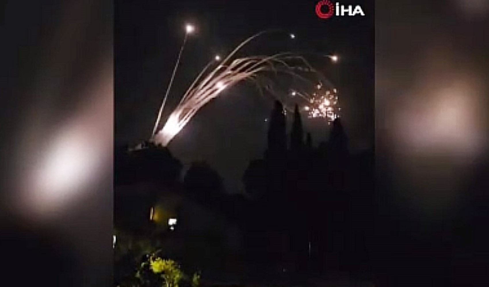 Lübnan’dan İsrail’e 30 roket fırlatıldı