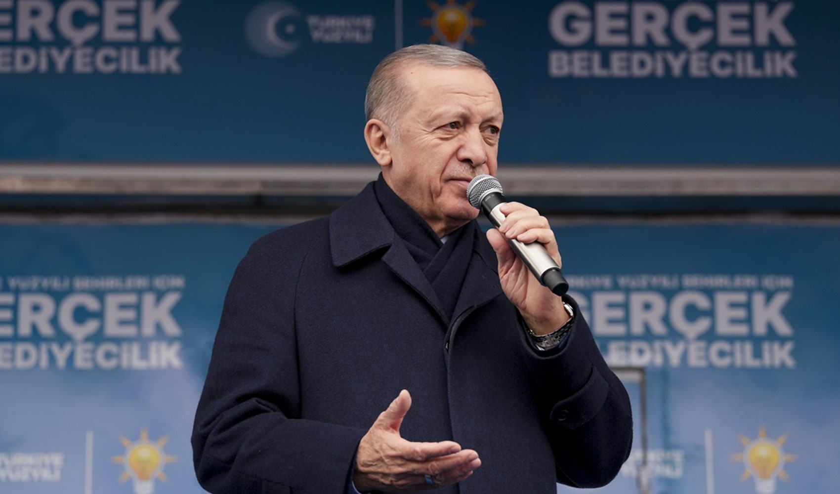 Erdoğan isim vermeden Yeniden Refah'a yüklendi: 'Gölgemizde yürümeye kalkanlara müsaade etmeyiz'
