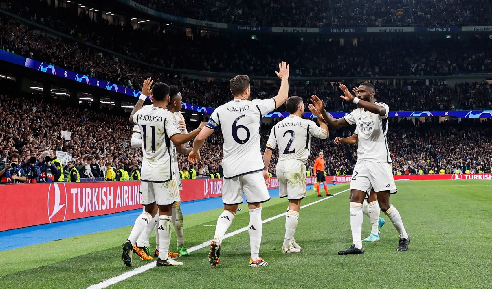 Il Real Madrid vola ai quarti di finale con un pareggio