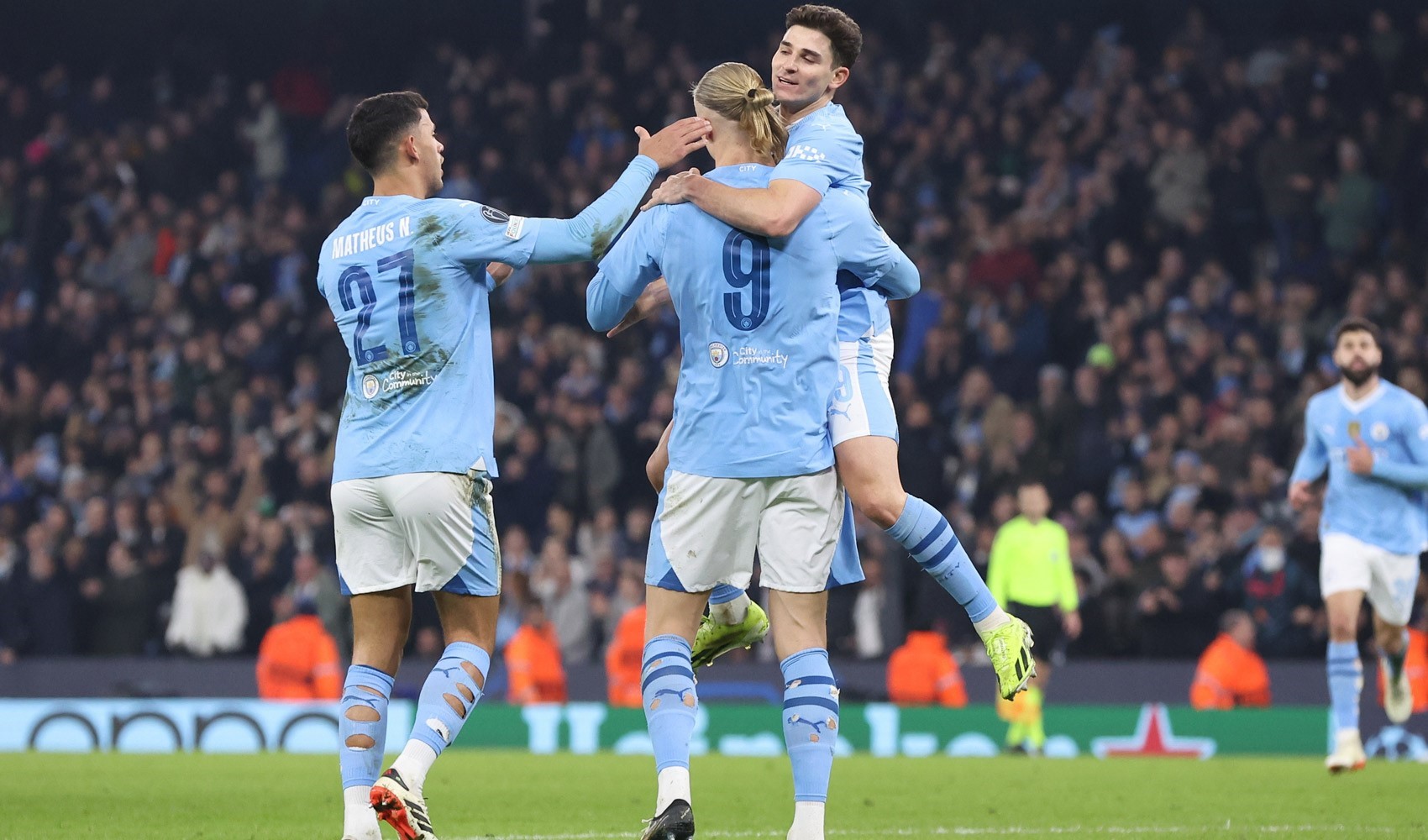 Manchester City, Kopengah'ı rahat geçti