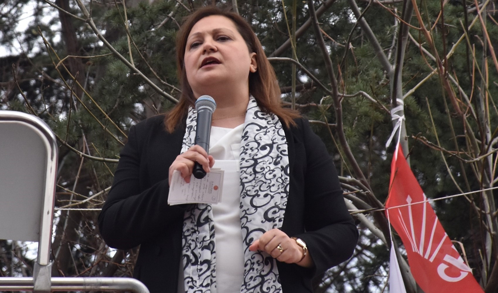 Dichiarazione del CHP su Burcu Köksal: 'Le porte dei nostri comuni sono spalancate per tutti'