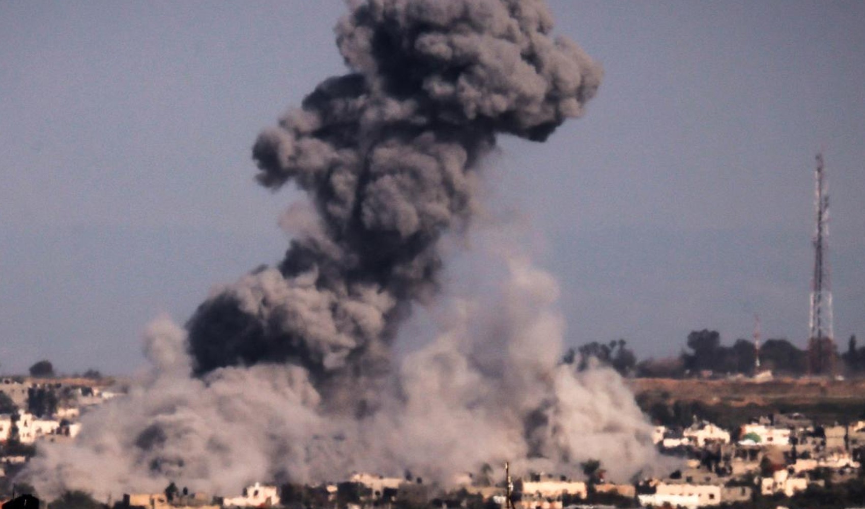Il bilancio delle vittime a Gaza sale a 30.960