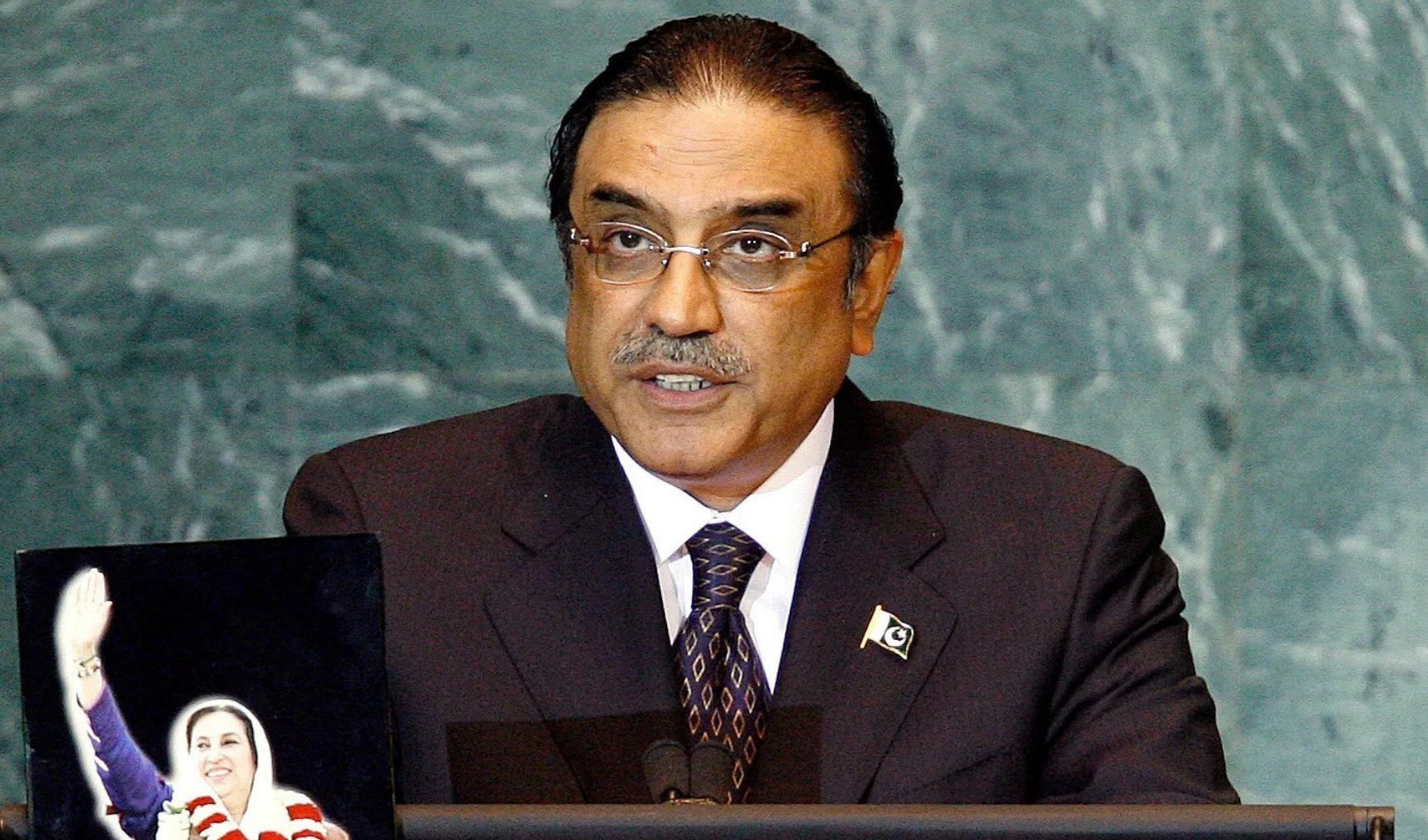 Pakistan’ın yeni Cumhurbaşkanı Asıf Ali Zardari oldu