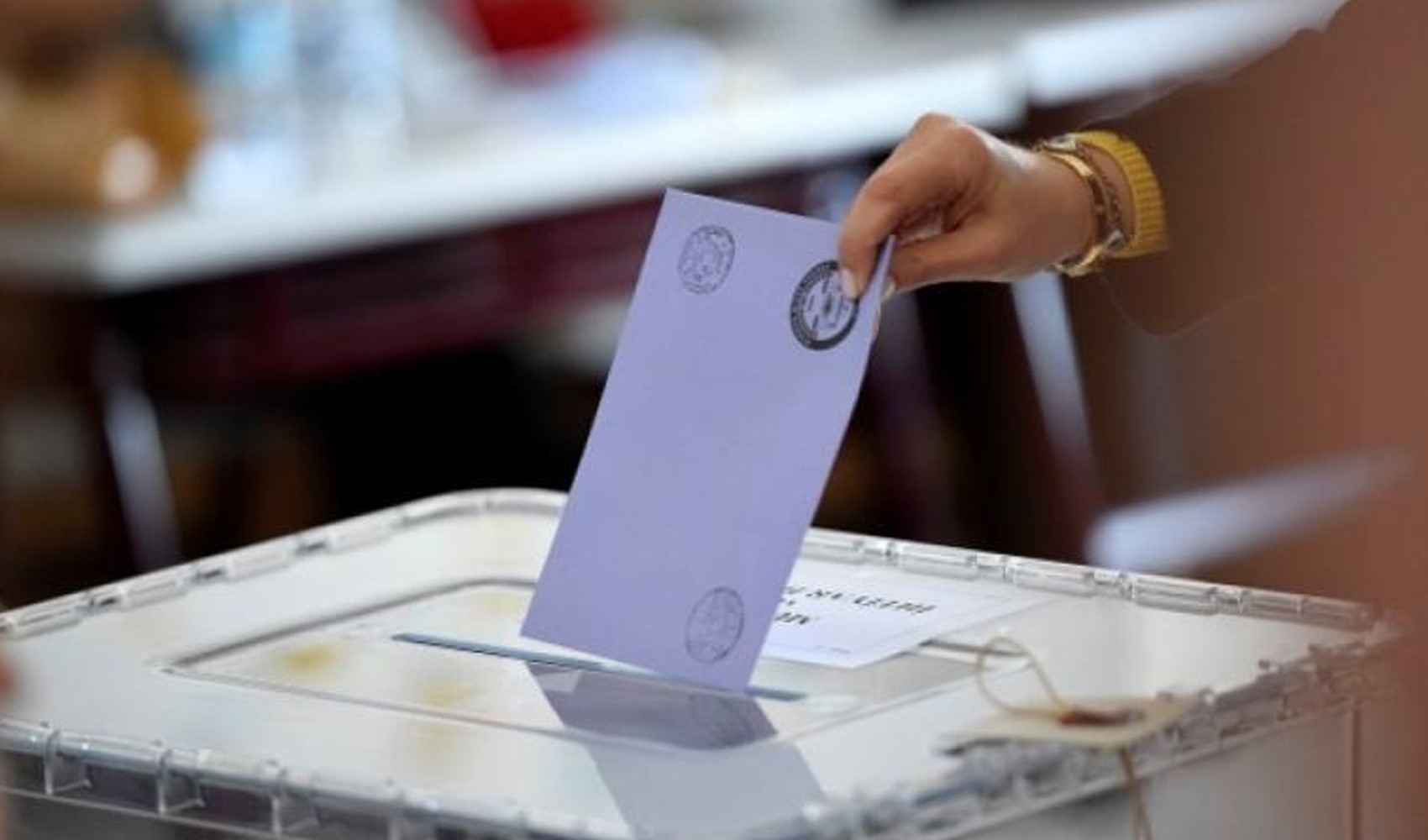 Katılım oranı düştü: İzmir'deki geçersiz oy sayısı belli oldu