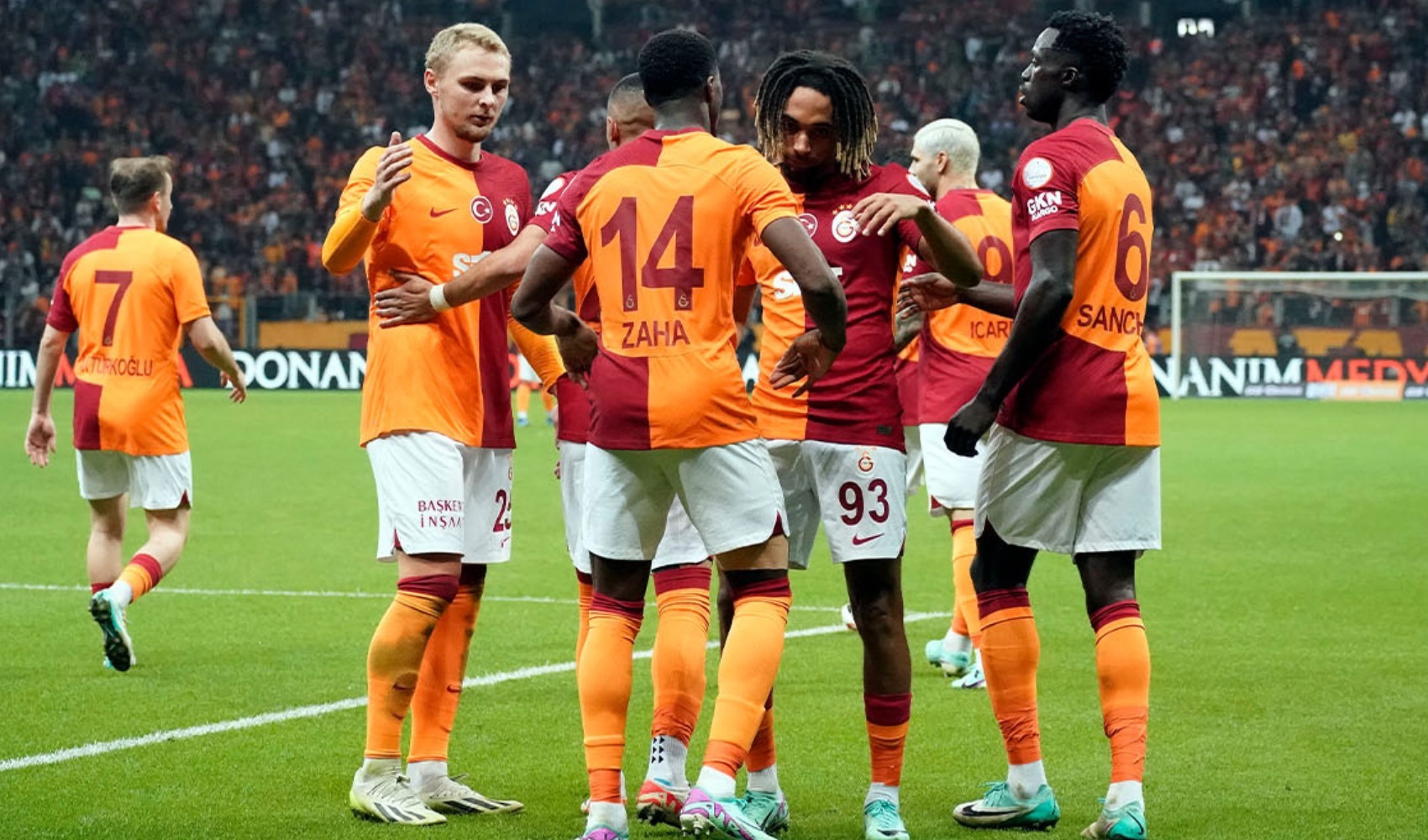 Galatasaray'da 2 isim için karar: Alanya'da oynayacaklar mı?