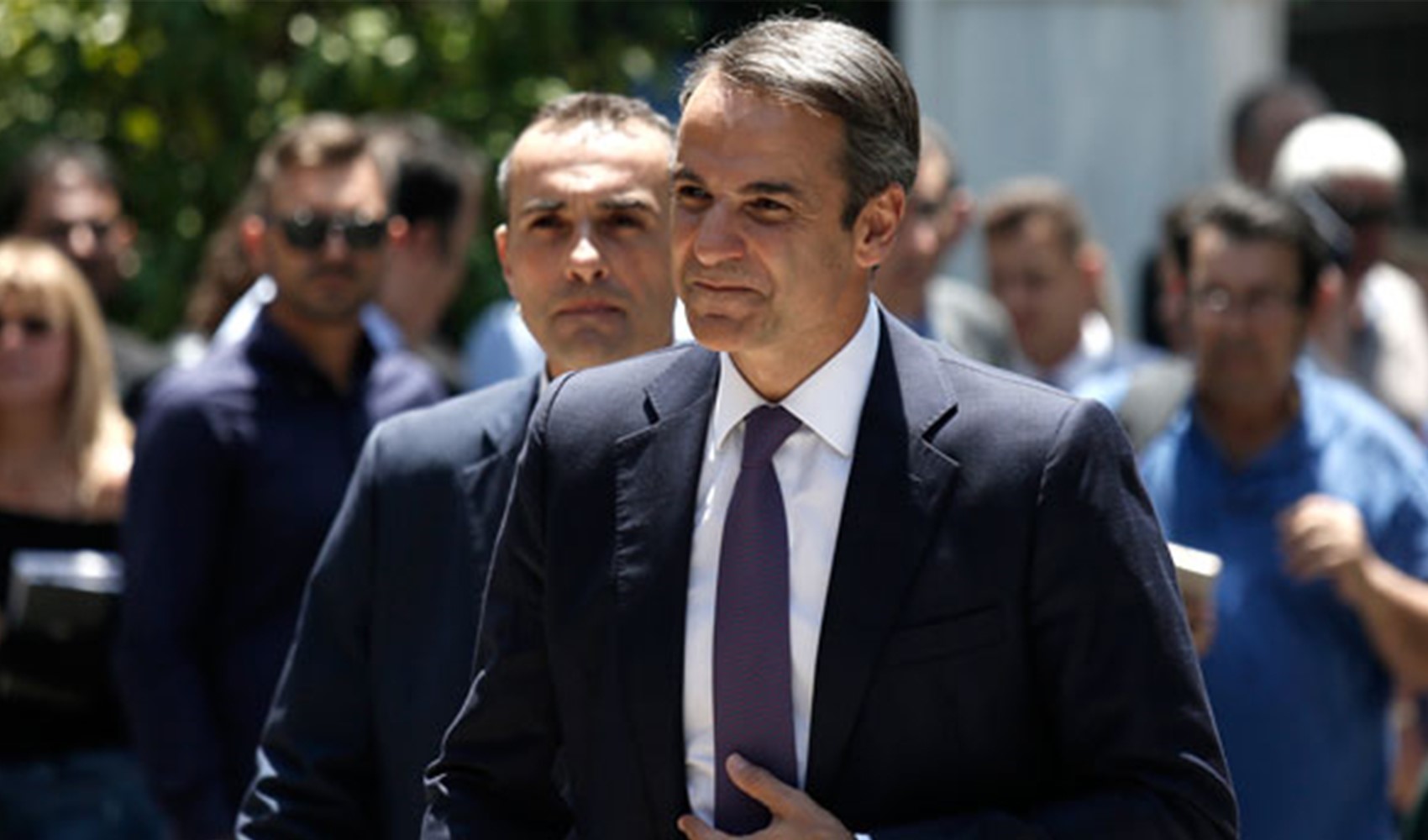 Yunanistan Başbakanı Miçotakis, Türk turistleri karşıladı: 'Yeni adalar eklenecek'