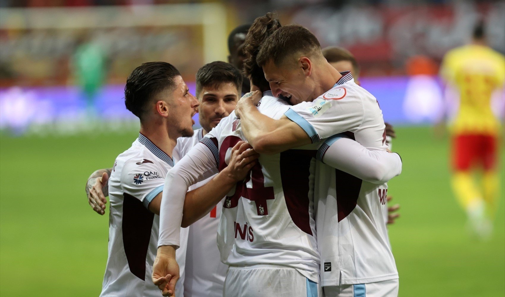 Trabzonspor'dan kritik galibiyet