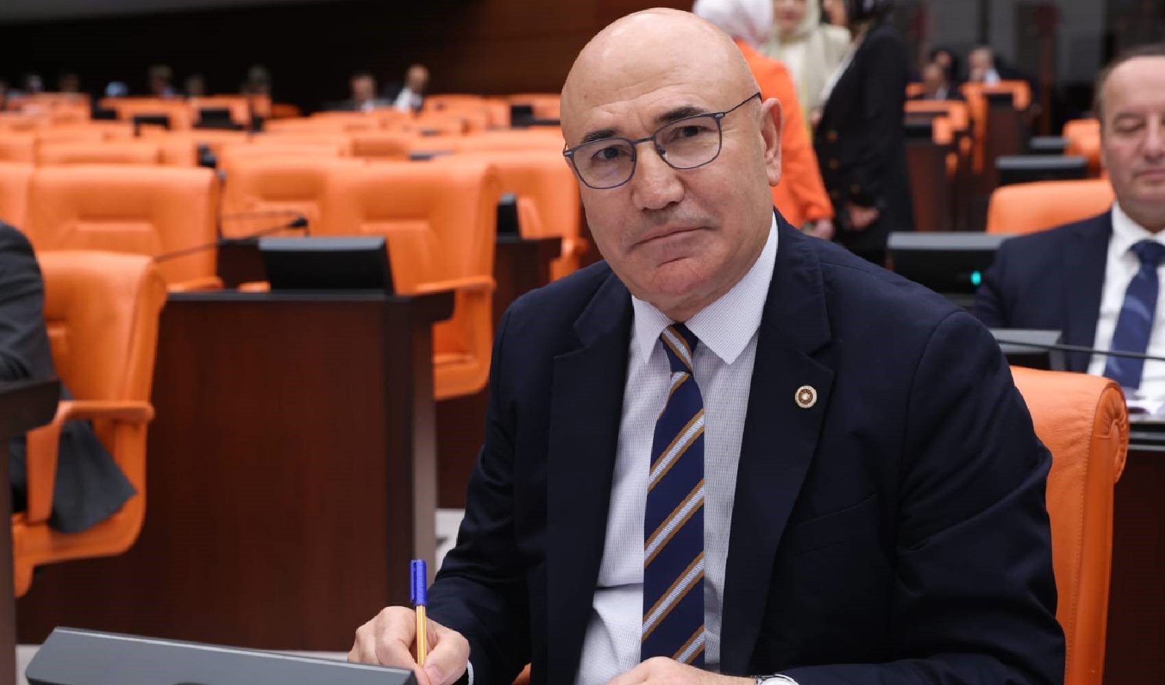 CHP Milletvekili Mahmut Tanal açıkladı: AKP, MHP ve kayyumdan alınan bazı belediyelerin borç listesi