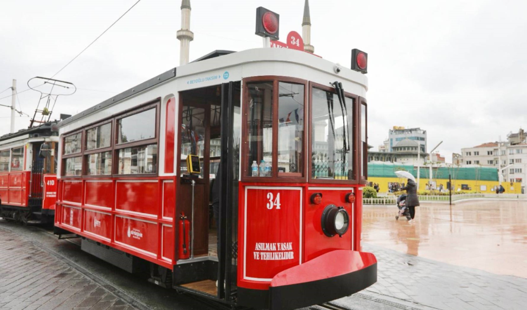 İBB'den açıklama: İstiklal Caddesi'ndeki Nostaljik Tramvaylar Değişiyor