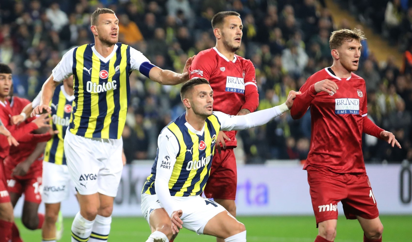 Fenerbahçe'nin Sivasspor karşısında ilk 11'i belli oldu!