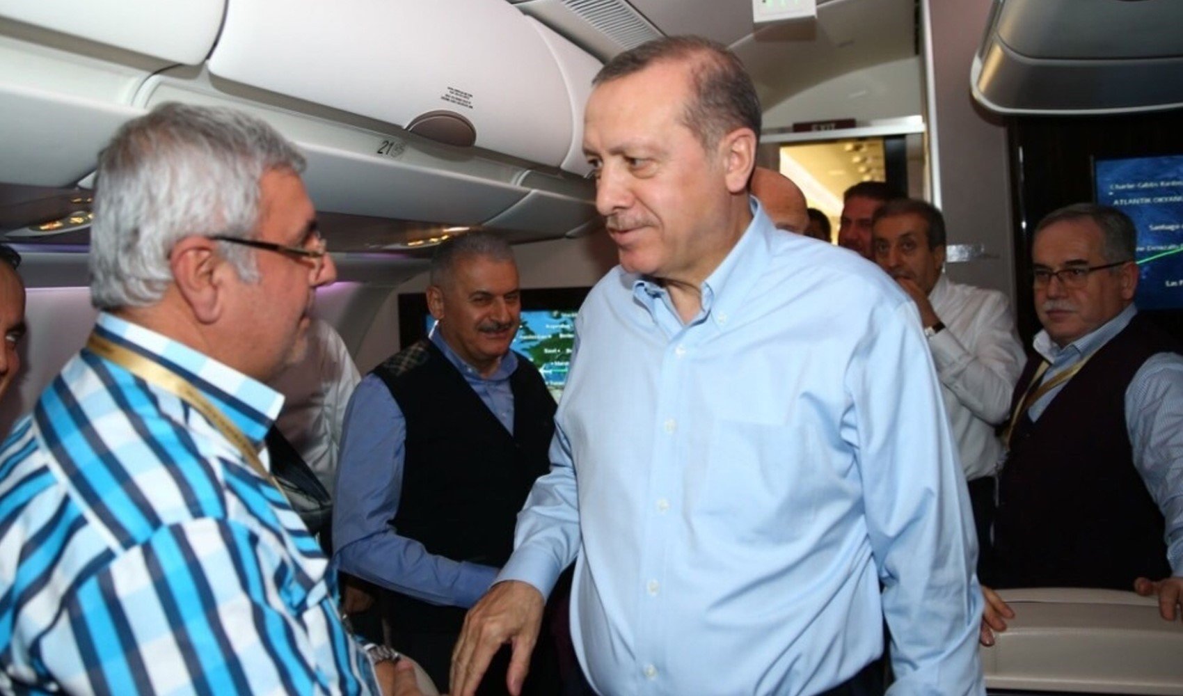 Metiner'den 'operasyon' açıklaması: 'Erdoğan, 'Kürtsüz' bırakılmak isteniyor'