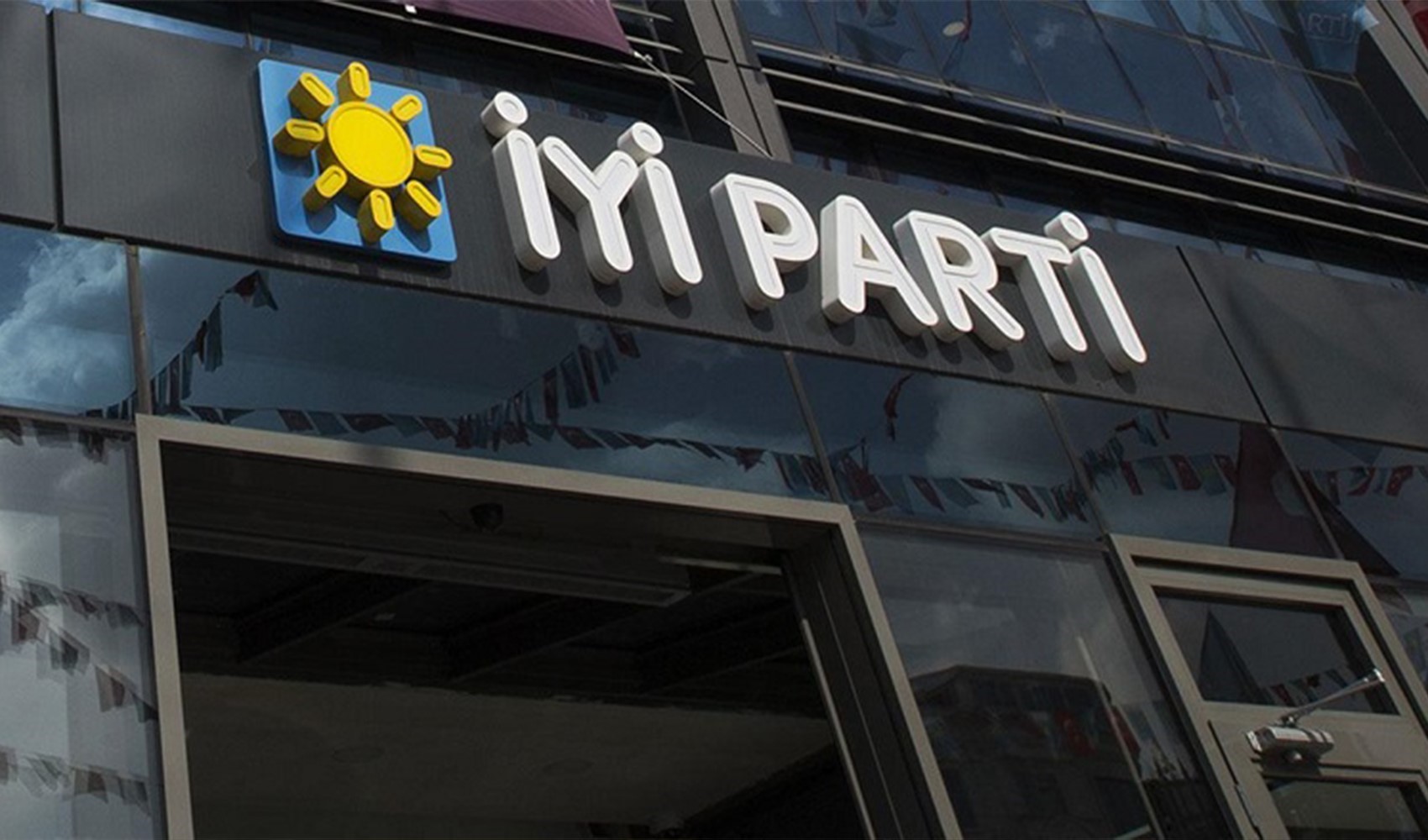 İYİ Parti'de yeni bir istifa